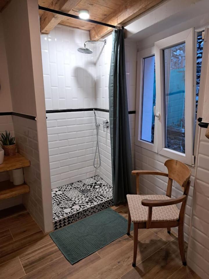 Apartament Archangelo St Michael Colonno Exterior photo